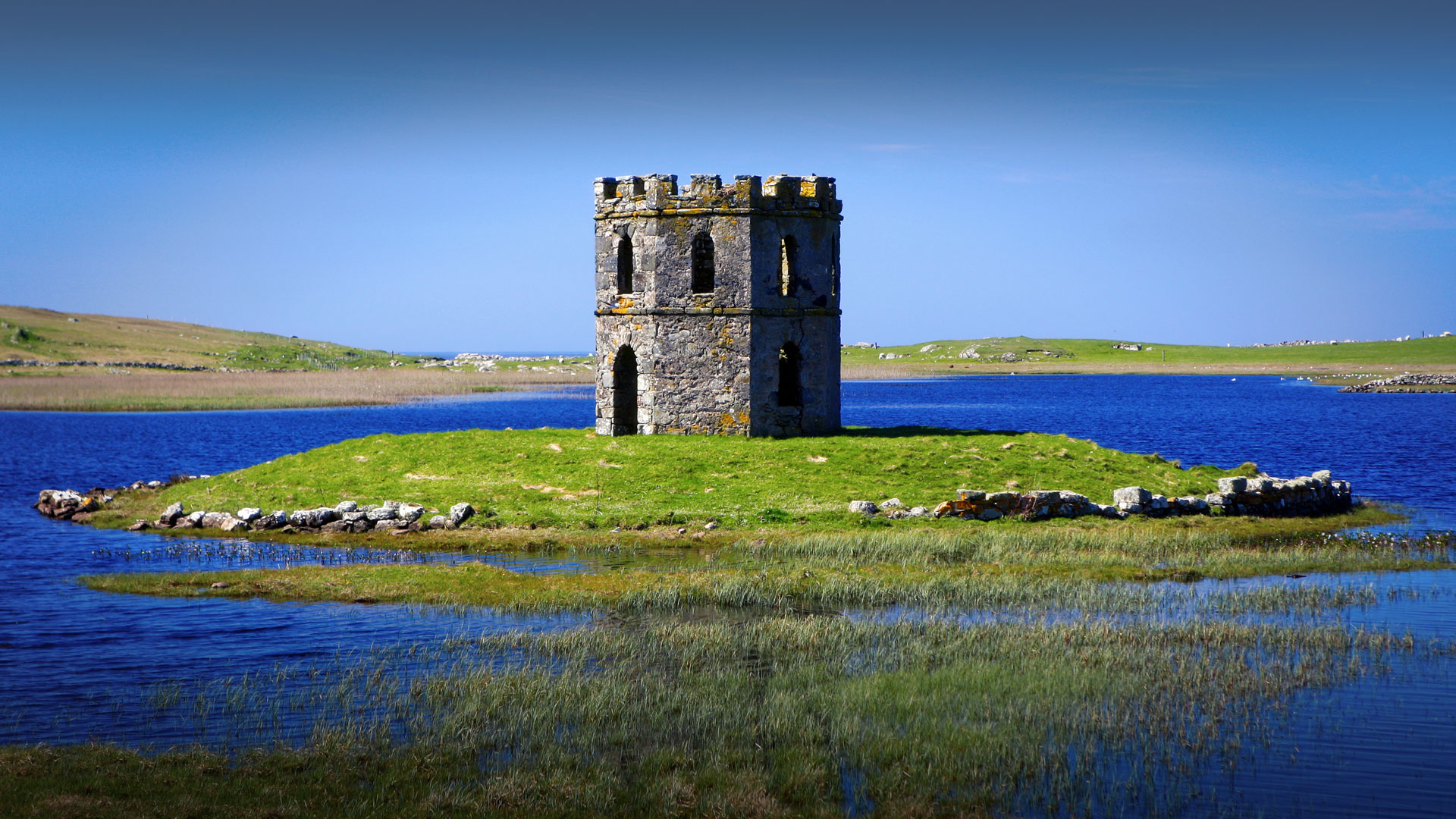 ORGANISATIONAL ISLANDS